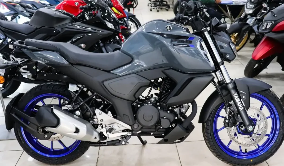 Yamaha FZ S FI