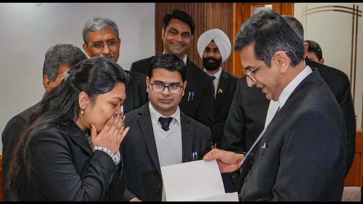 Daughter of Supreme Court's Cook Offered Scholarship Abroad, Honored by CJI"
